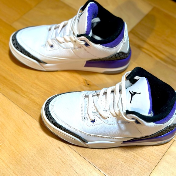 Kid’s Air Jordan 3 Retro 🔥🔥 - Picture 5 of 7